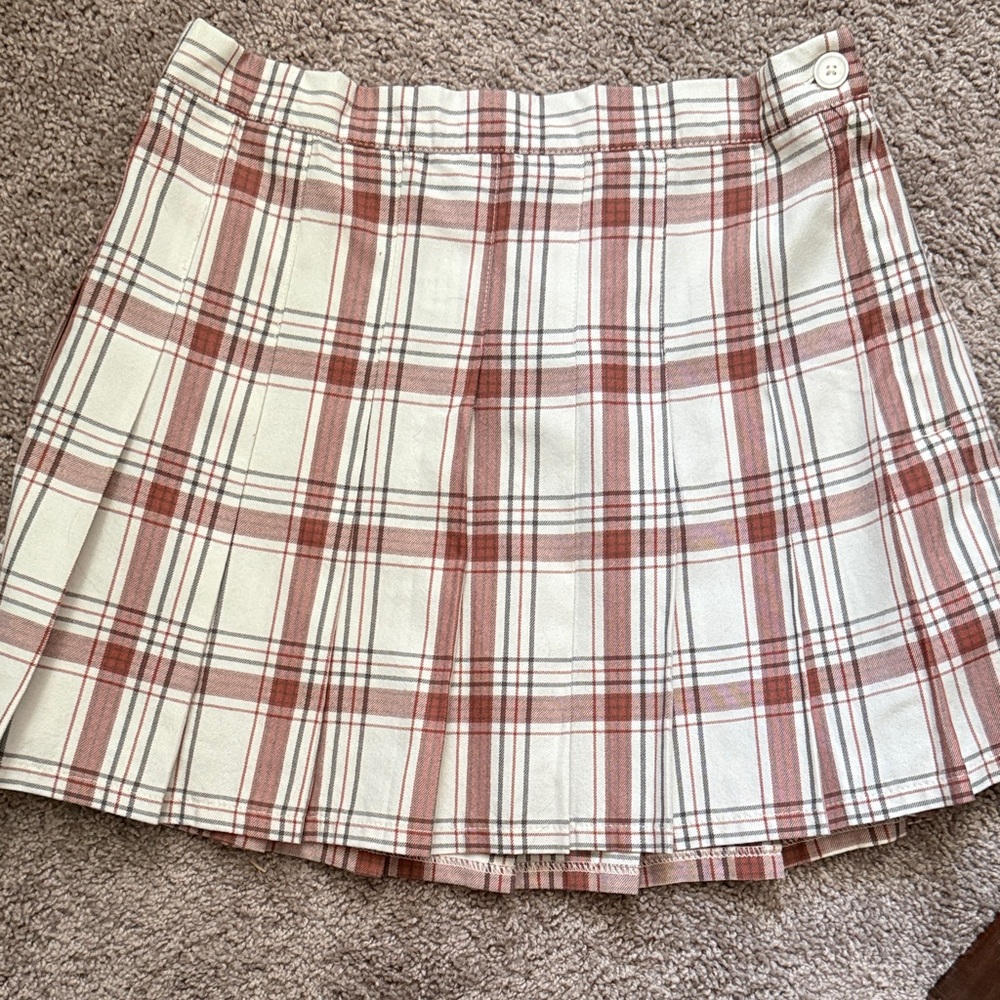 Plaid A-Line Skirt in Red and White